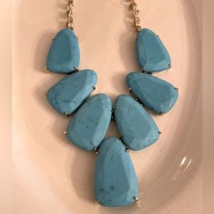 Kendra Scott Harlow gold statement necklace in turquoise
